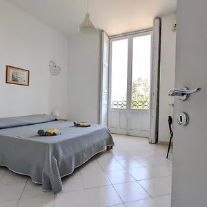 Apartament Elephant Sea View, Katania
